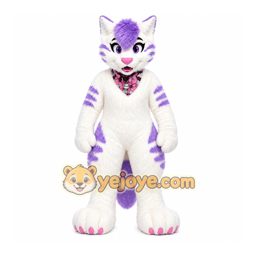 Cat Girl Realistic Fursuit Animal Mascot Costumes Cat Girl Realistic Fursuit Animal Mascot Costumes